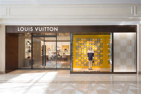 tronchetti donna louis vuitton|louis vuitton new delhi.